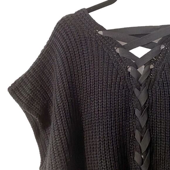 David and Young black laced back open front sweater One Size - Picture 3 of 8